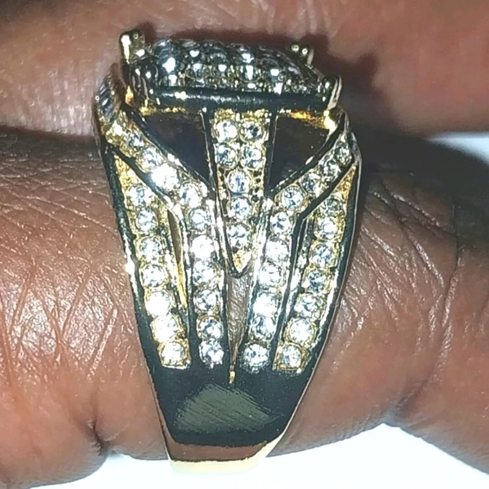 Gold and Silver Diamond Pavé Rings with Intricate Designs